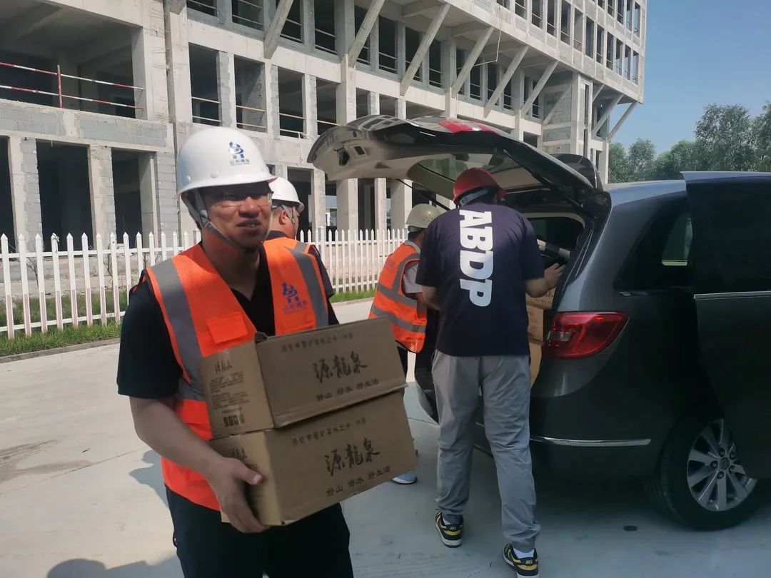 1690429582458555.jpg 640.jpg